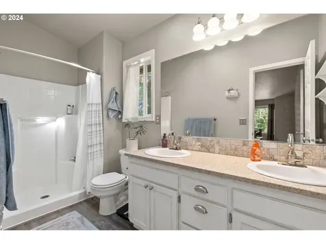 1788 SE Eagle Lane Gresham OR 97080