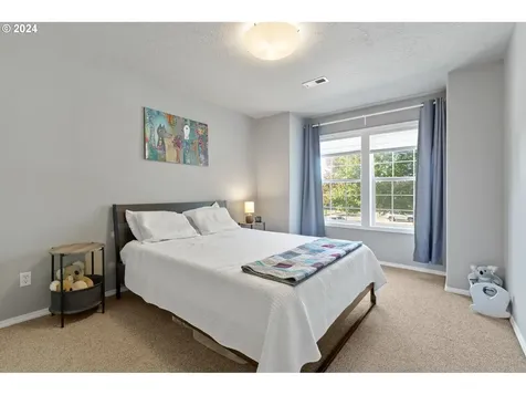 1788 SE Eagle Lane Gresham OR 97080
