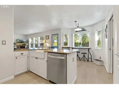 1788 SE Eagle Lane Gresham OR 97080
