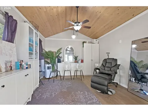 1788 SE Eagle Lane Gresham OR 97080