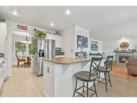 1788 SE Eagle Lane Gresham OR 97080