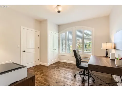 13516 NW Glendoveer Drive Portland OR 97231