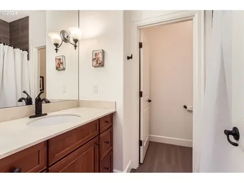 13516 NW Glendoveer Drive Portland OR 97231