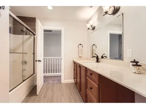 13516 NW Glendoveer Drive Portland OR 97231
