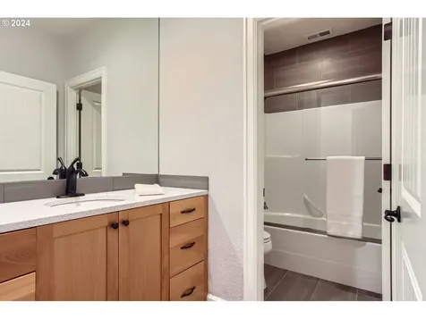 13516 NW Glendoveer Drive Portland OR 97231