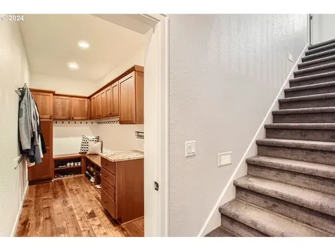 13516 NW Glendoveer Drive Portland OR 97231