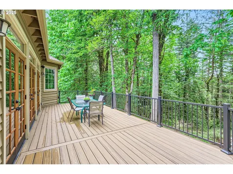 13516 NW Glendoveer Drive Portland OR 97231