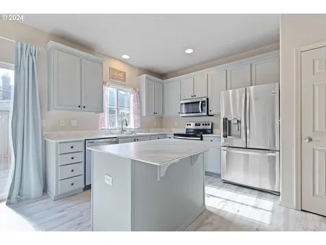 3181 Sw 177th Place Beaverton OR 97003