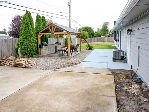 4998 Sea Gale Way N Keizer OR 97303