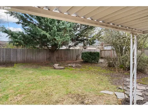 2835 Pearl Street Eugene OR 97405