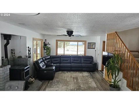 9395 Se Paulina Highway Prineville OR 97754