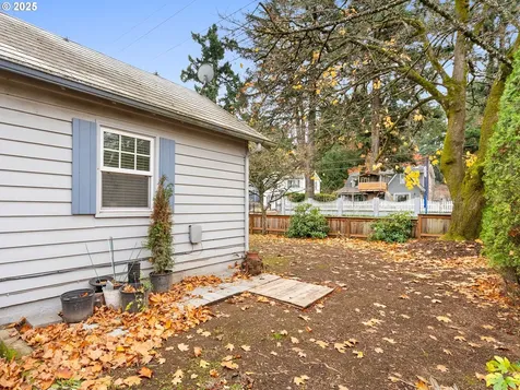 9605 NE Prescott Street Portland OR 97220