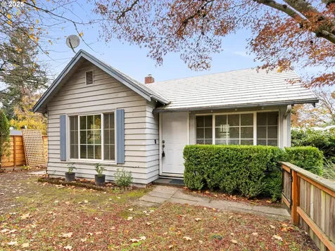 9605 NE Prescott Street Portland OR 97220