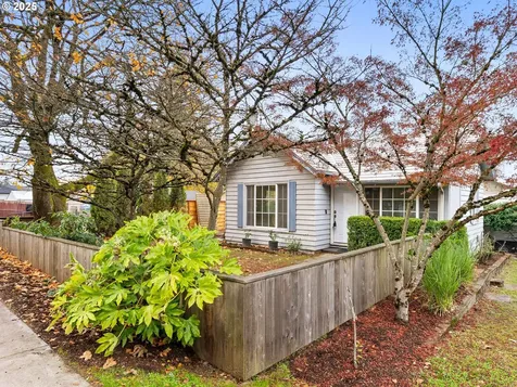 9605 NE Prescott Street Portland OR 97220