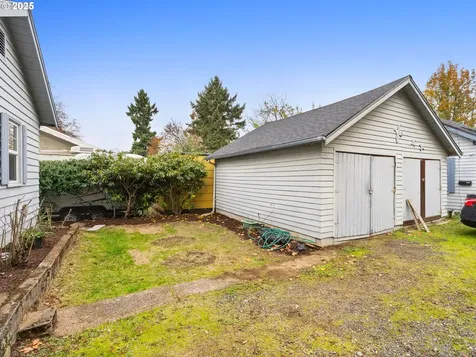 9605 NE Prescott Street Portland OR 97220