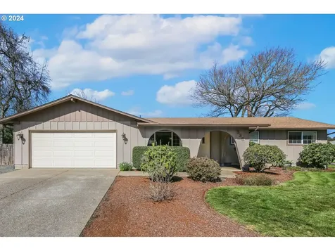 335 Calumet Avenue Eugene OR 97404