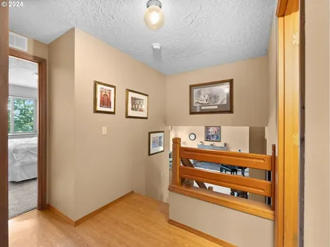 1303 Sw Linneman Avenue Gresham OR 97080