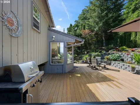 1303 Sw Linneman Avenue Gresham OR 97080