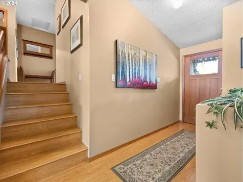 1303 Sw Linneman Avenue Gresham OR 97080