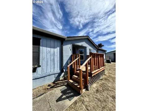 700 N Mill Street Creswell OR 97426
