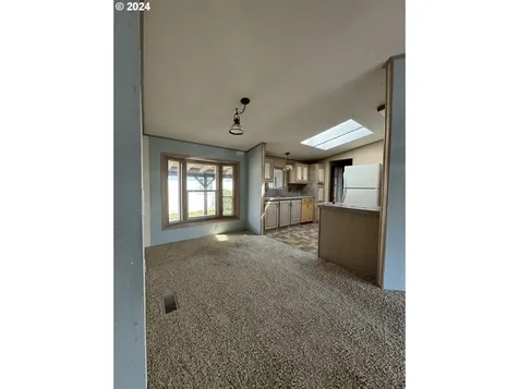 700 N Mill Street Creswell OR 97426