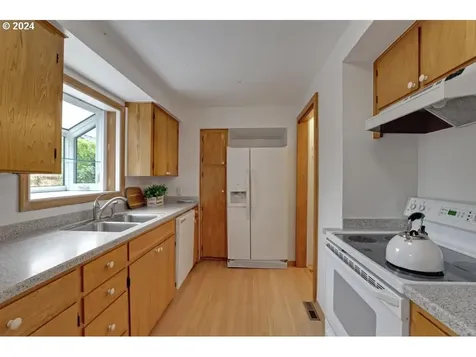5812 Se 22nd Avenue Portland OR 97202