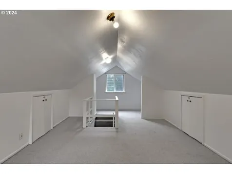 5812 Se 22nd Avenue Portland OR 97202