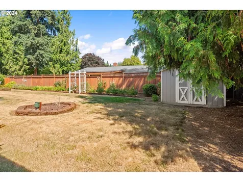 5604 NE 112th Street Vancouver WA 98686