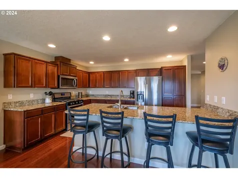 751 S 5th Street Jefferson OR 97352