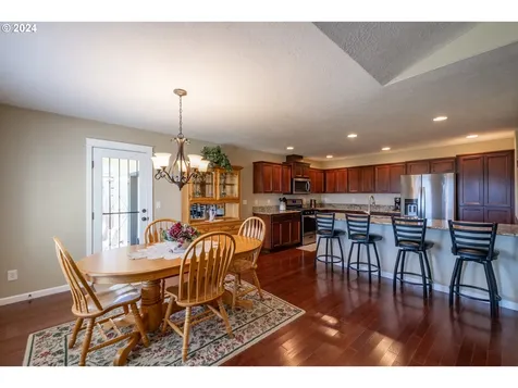 751 S 5th Street Jefferson OR 97352