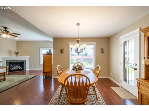 751 S 5th Street Jefferson OR 97352