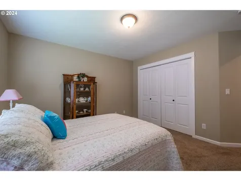 751 S 5th Street Jefferson OR 97352