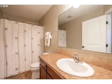 751 S 5th Street Jefferson OR 97352