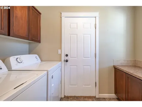 751 S 5th Street Jefferson OR 97352