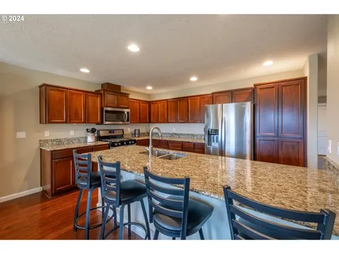 751 S 5th Street Jefferson OR 97352