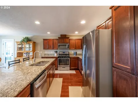 751 S 5th Street Jefferson OR 97352