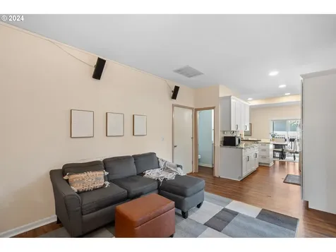 22830 SW Mandan Drive Tualatin OR 97062