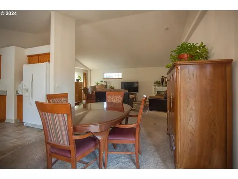 12343 Shenandoah Drive Oregon City OR 97045
