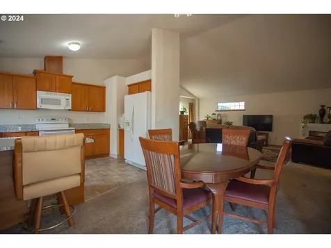 12343 Shenandoah Drive Oregon City OR 97045