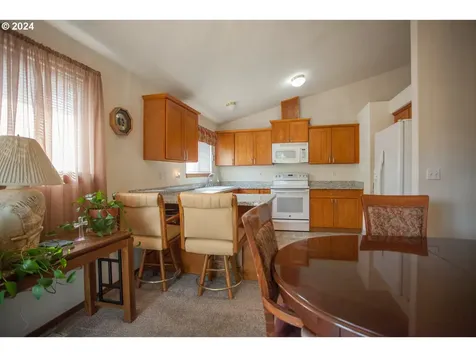 12343 Shenandoah Drive Oregon City OR 97045