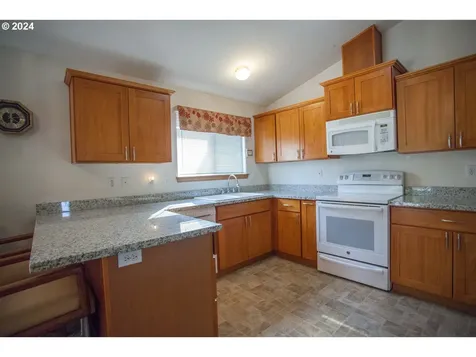 12343 Shenandoah Drive Oregon City OR 97045
