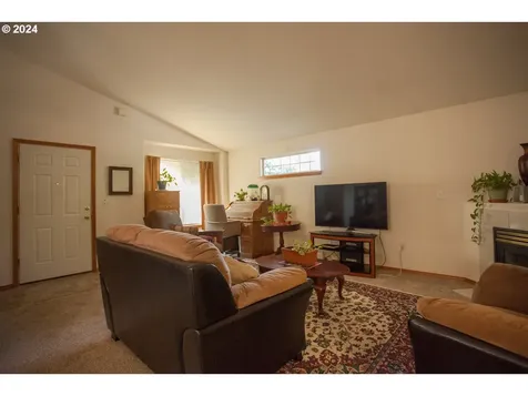 12343 Shenandoah Drive Oregon City OR 97045