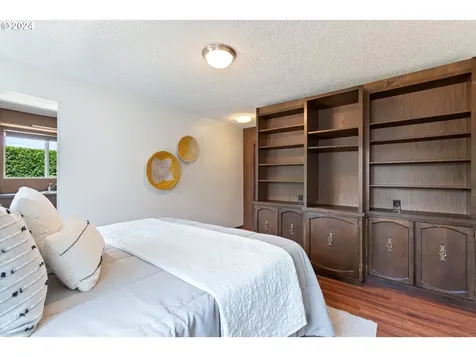 118 Birch Avenue Wood Village OR 97060