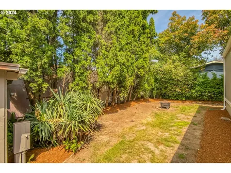 5885 NE Jacobson Street Hillsboro OR 97124