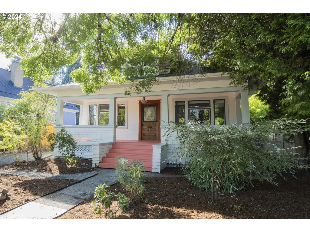 4715 Ne 18th Avenue Portland OR 97211