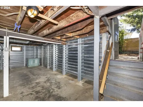 4715 Ne 18th Avenue Portland OR 97211