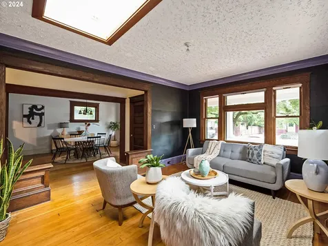 4715 Ne 18th Avenue Portland OR 97211