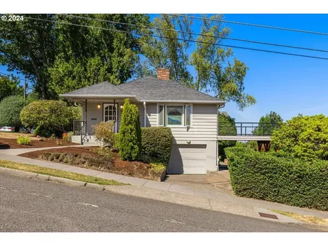 239 S Custer Street Portland OR 97219