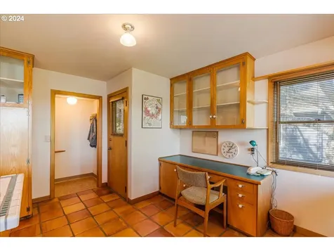 239 S Custer Street Portland OR 97219