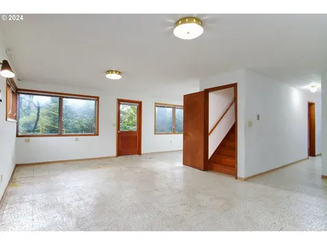 9328 SW Washington Street Portland OR 97225